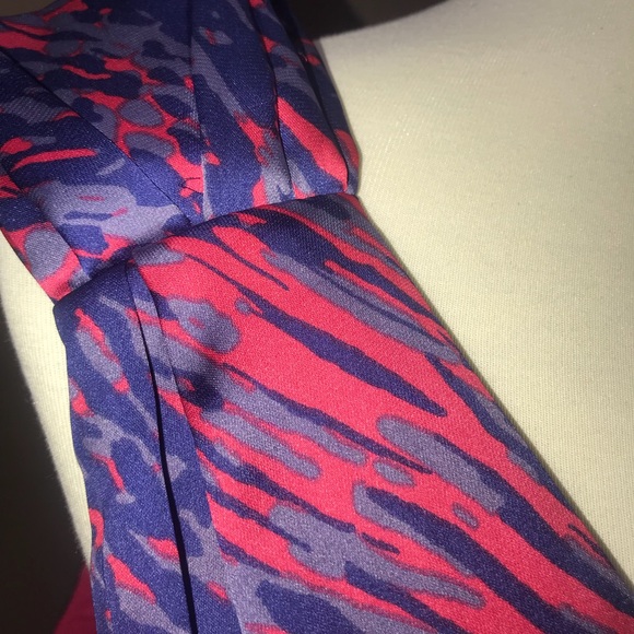 (BCBGenaration) Animal print one shoulder dress. - Picture 4 of 5